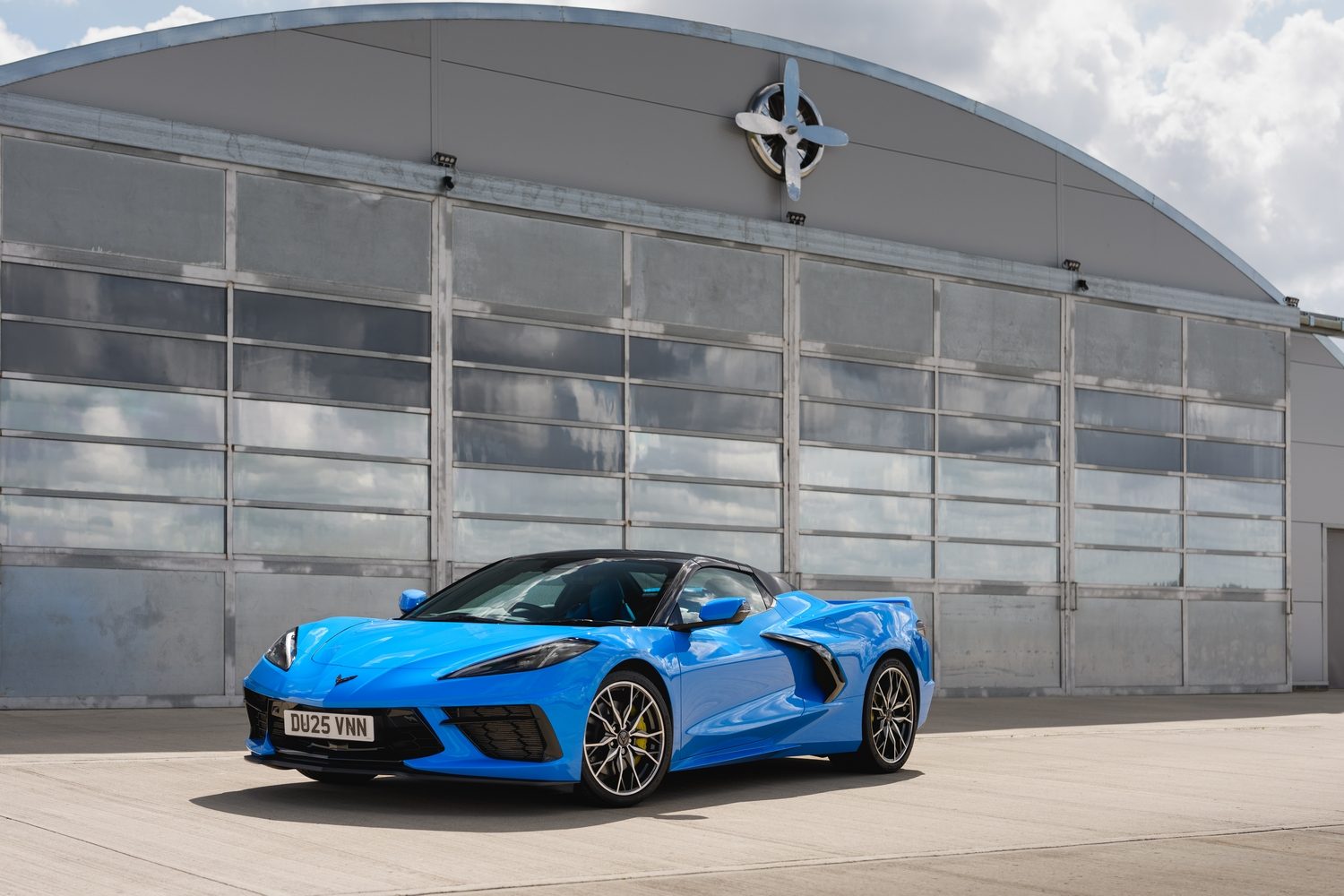 Chevrolet Corvette Stingray (2025) Chevrolet Corvette Stingray (2025)