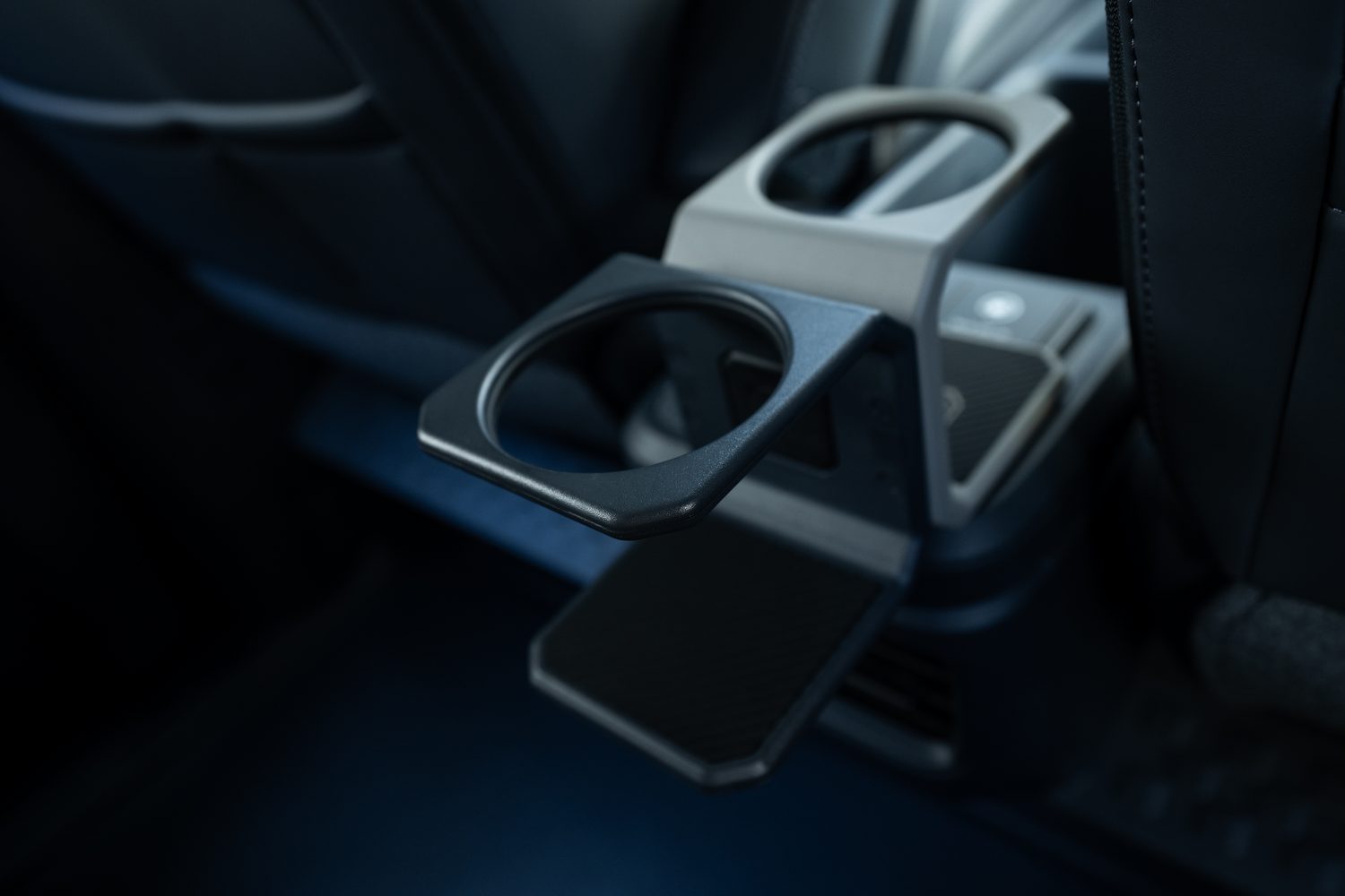 Kia PV5 Passenger (2026) Kia PV5 Passenger (2026)