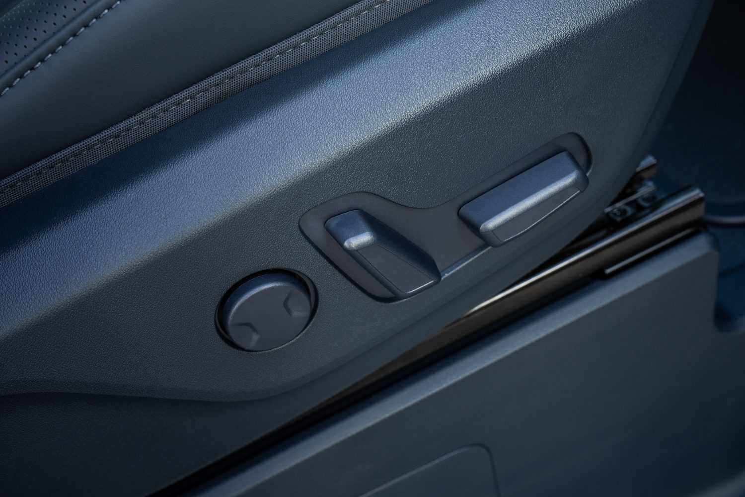 Kia PV5 Passenger (2026) Kia PV5 Passenger (2026)