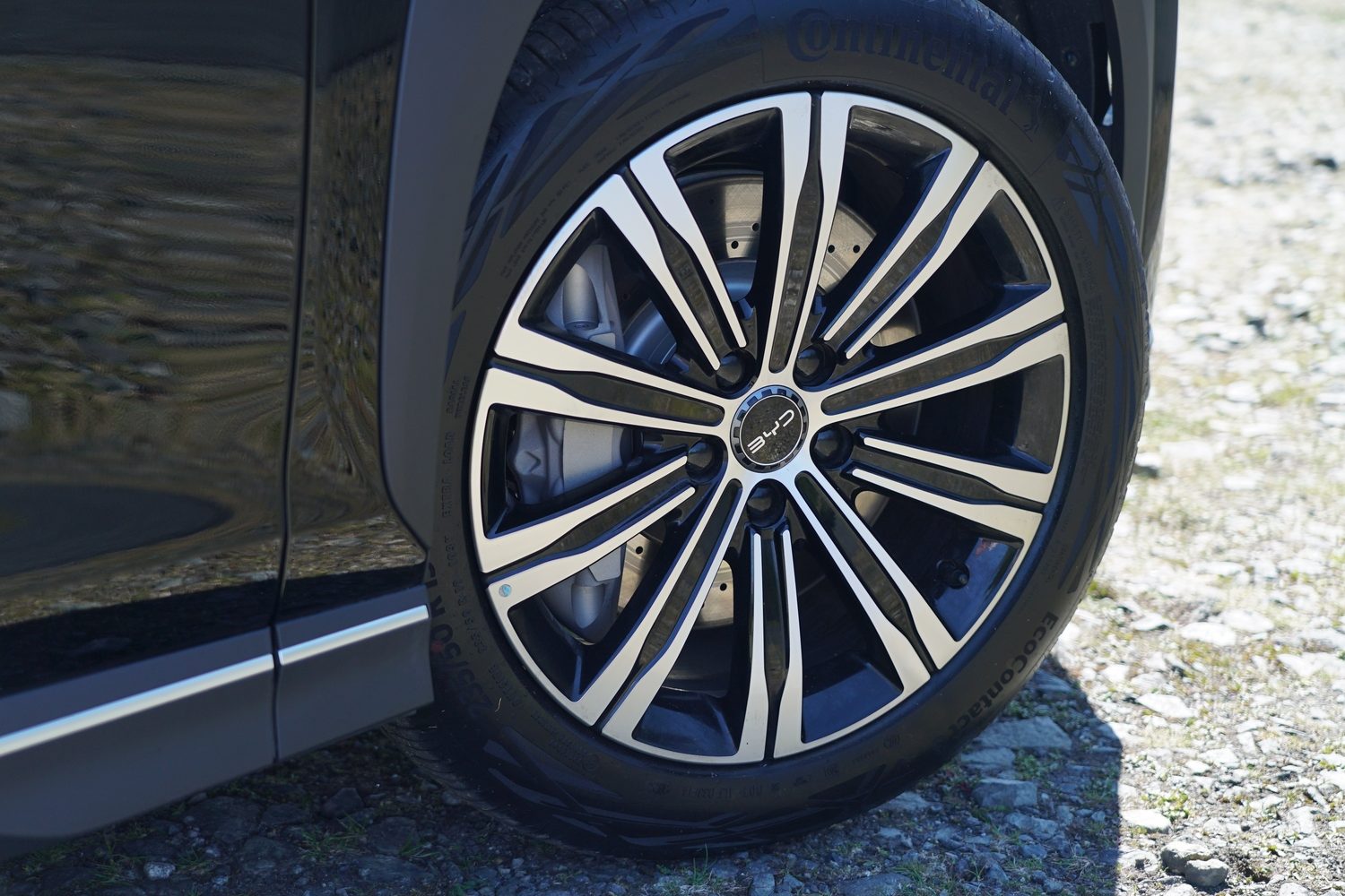 BYD Sealion 7 (2025) BYD Sealion 7 (2025)