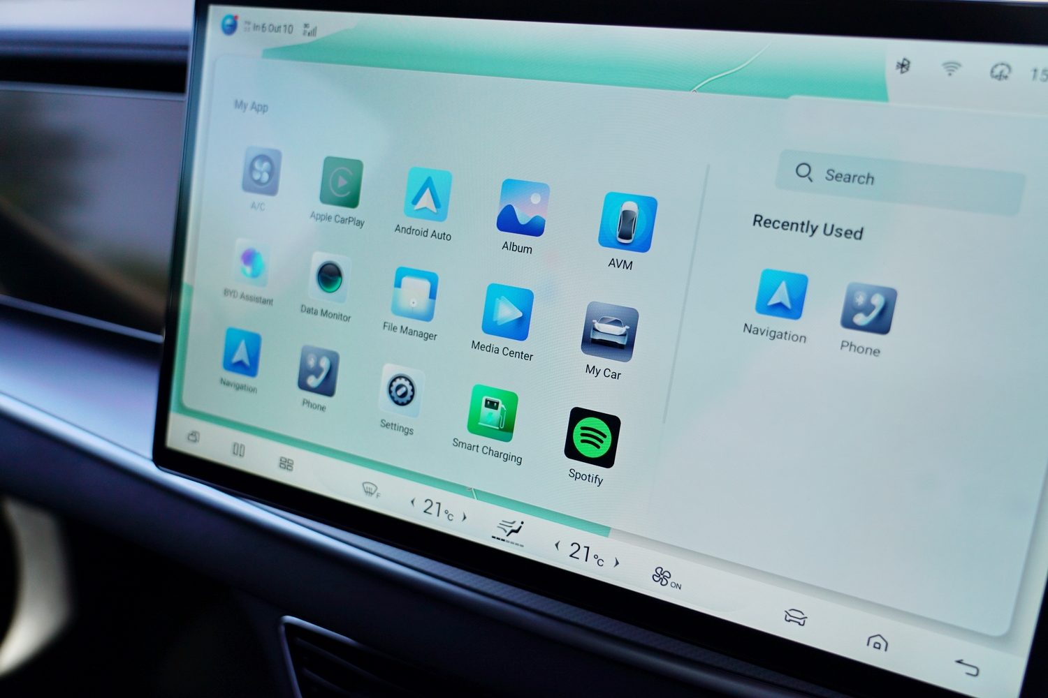 BYD Sealion 7 (2025) BYD Sealion 7 (2025)