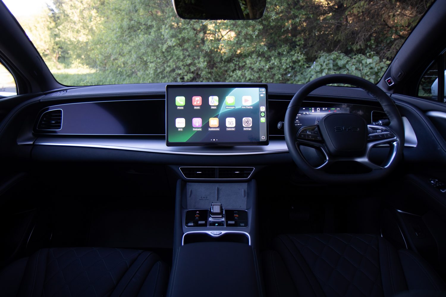 BYD Sealion 7 (2025) BYD Sealion 7 (2025)