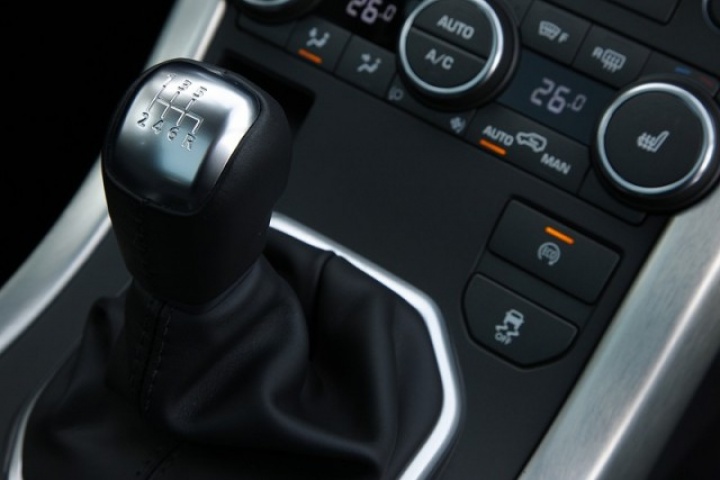 Range Rover Evoque 2WD prototype