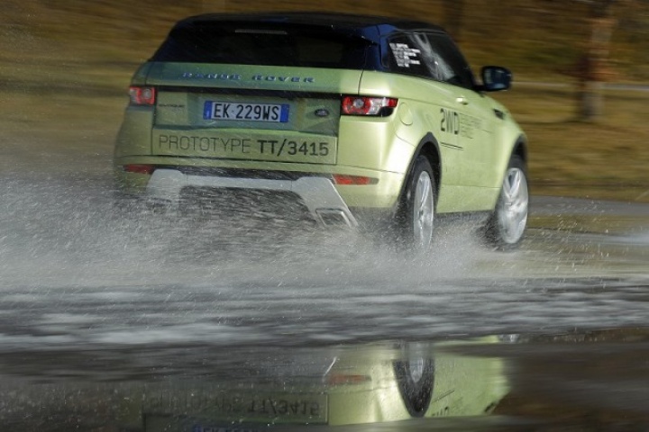Range Rover Evoque 2WD prototype