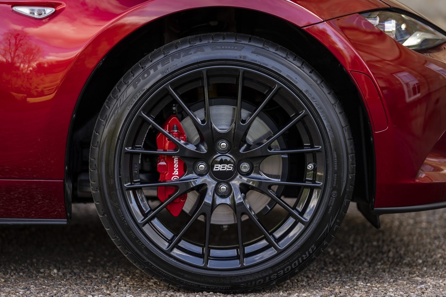 Mazda’s MX-5 and mental wellbeing Mazda’s MX-5 and mental wellbeing