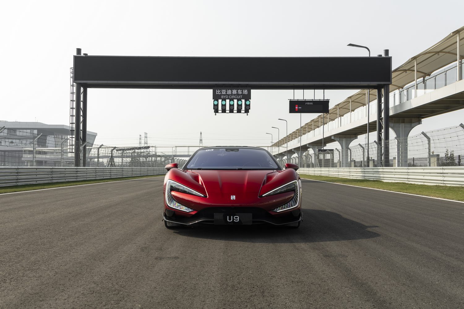 Yangwang U9 (2026) Yangwang U9 (2026)