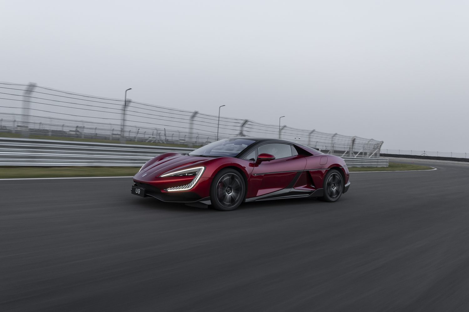 Yangwang U9 (2026) Yangwang U9 (2026)