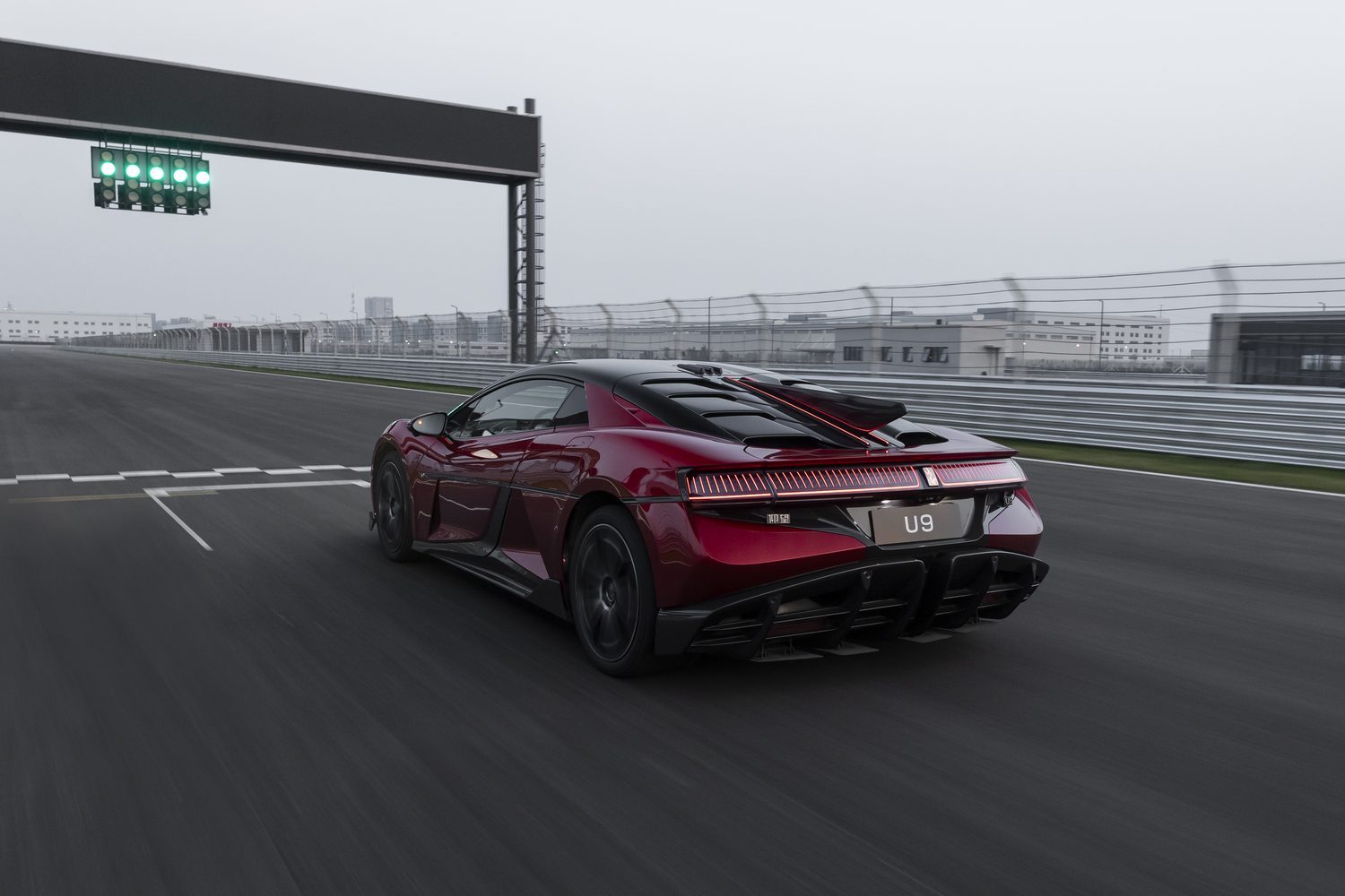 Yangwang U9 (2026) Yangwang U9 (2026)