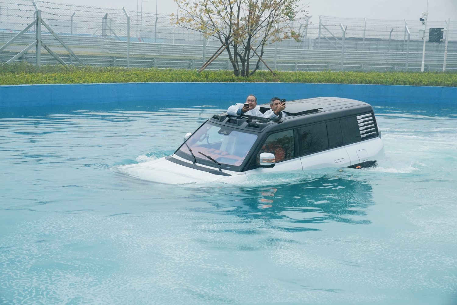 BYD, Denza and Yangwang show their party tricks BYD, Denza and Yangwang show their party tricks