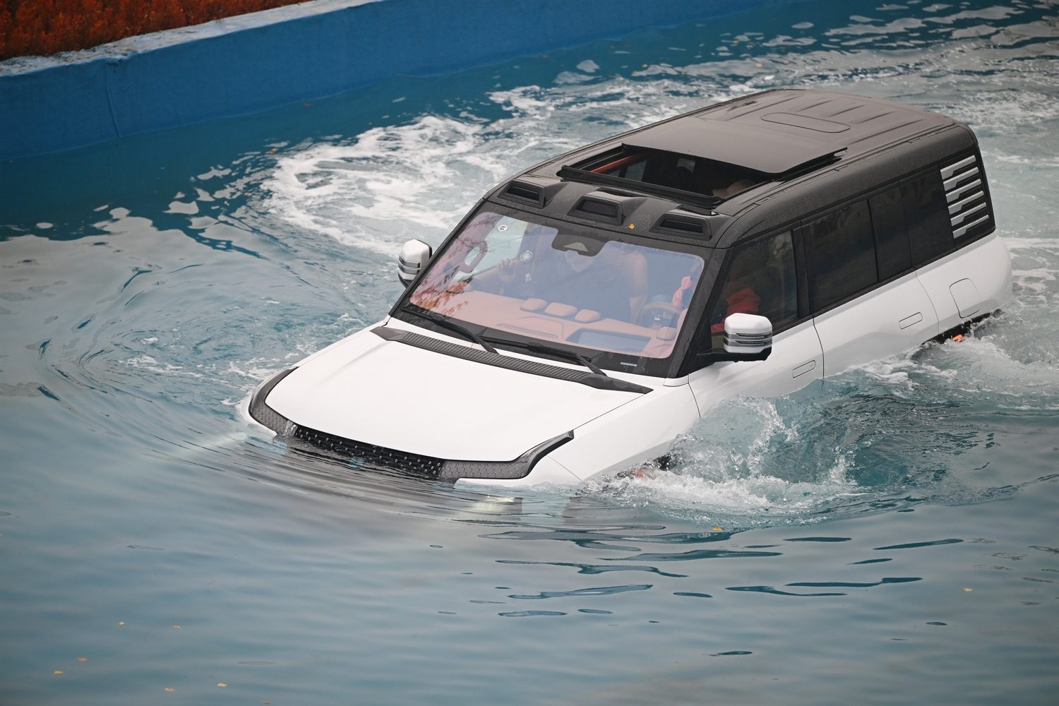 BYD, Denza and Yangwang show their party tricks BYD, Denza and Yangwang show their party tricks