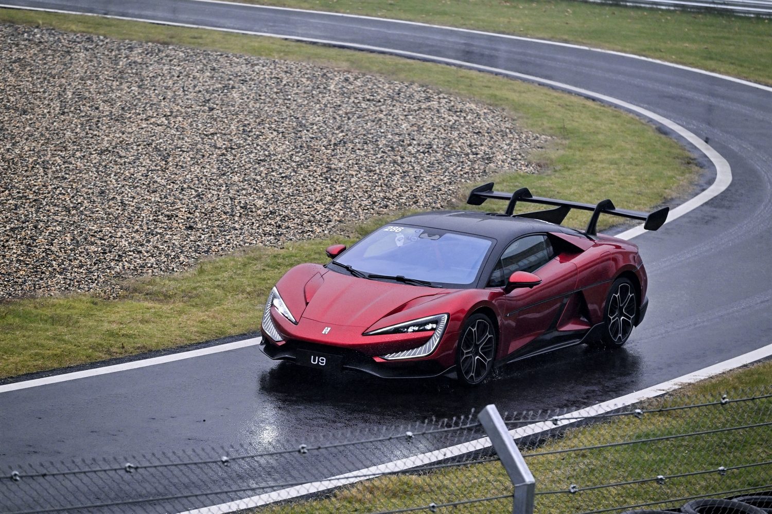 BYD, Denza and Yangwang show their party tricks BYD, Denza and Yangwang show their party tricks