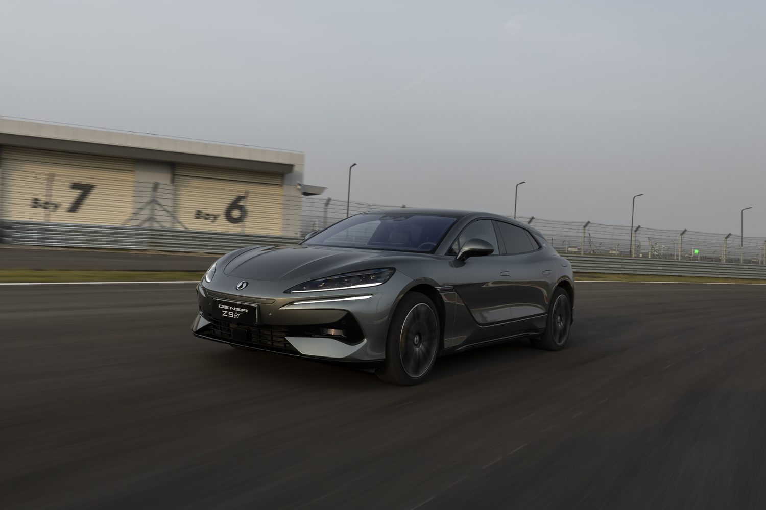 Denza Z9GT EV (2026) Denza Z9GT EV (2026)