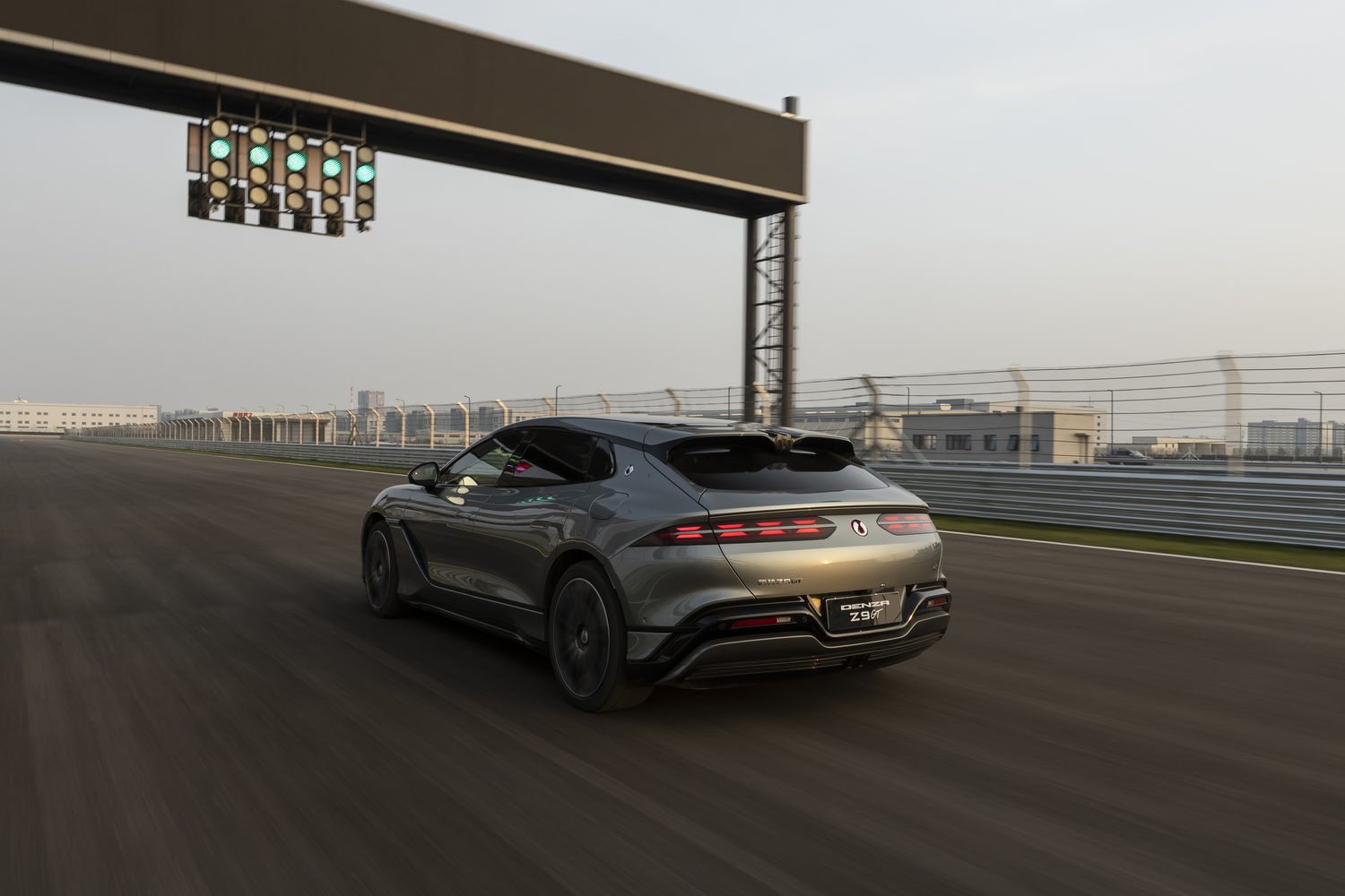 Denza Z9GT EV (2026) Denza Z9GT EV (2026)