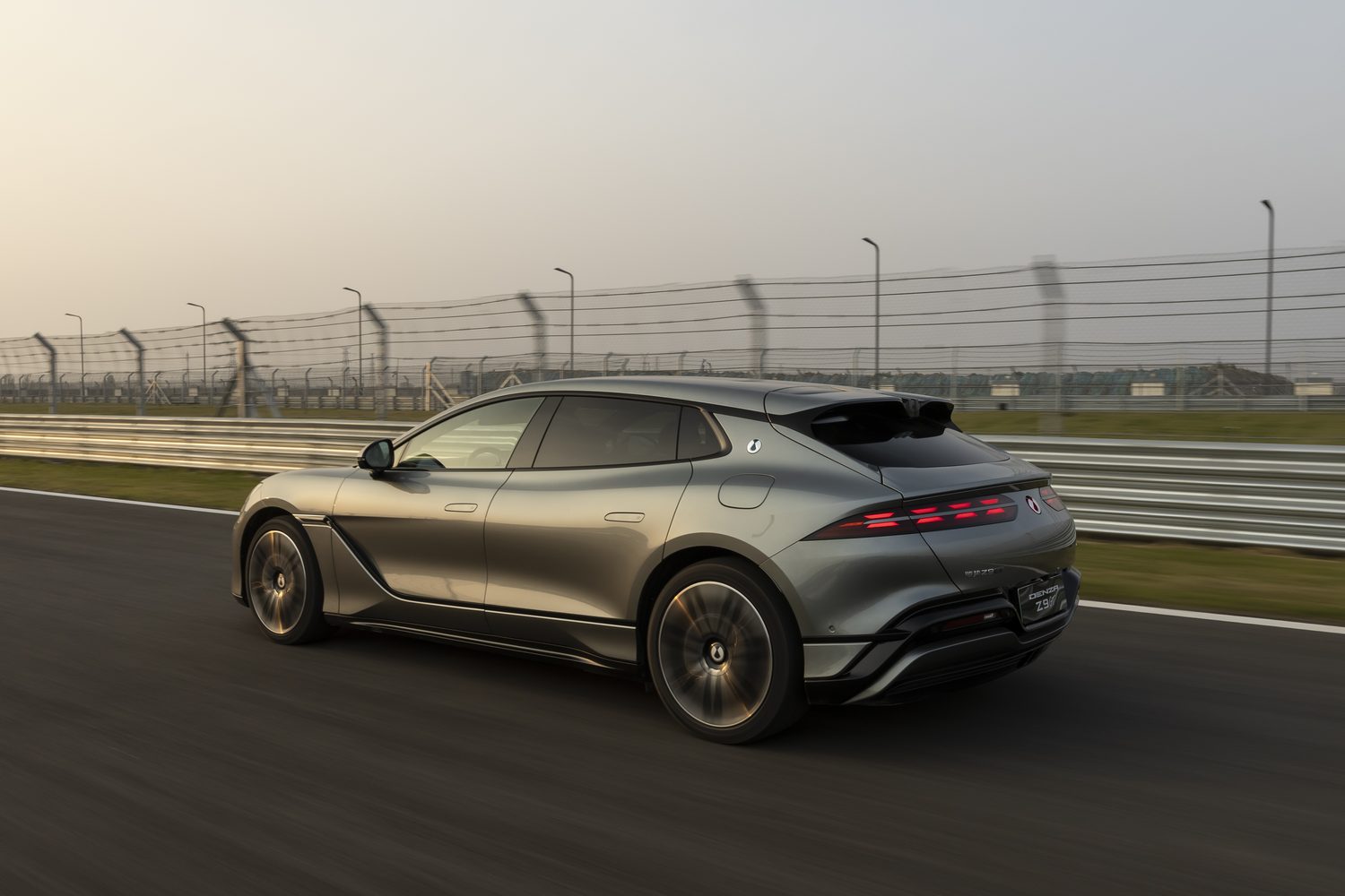 Denza Z9GT EV (2026) Denza Z9GT EV (2026)