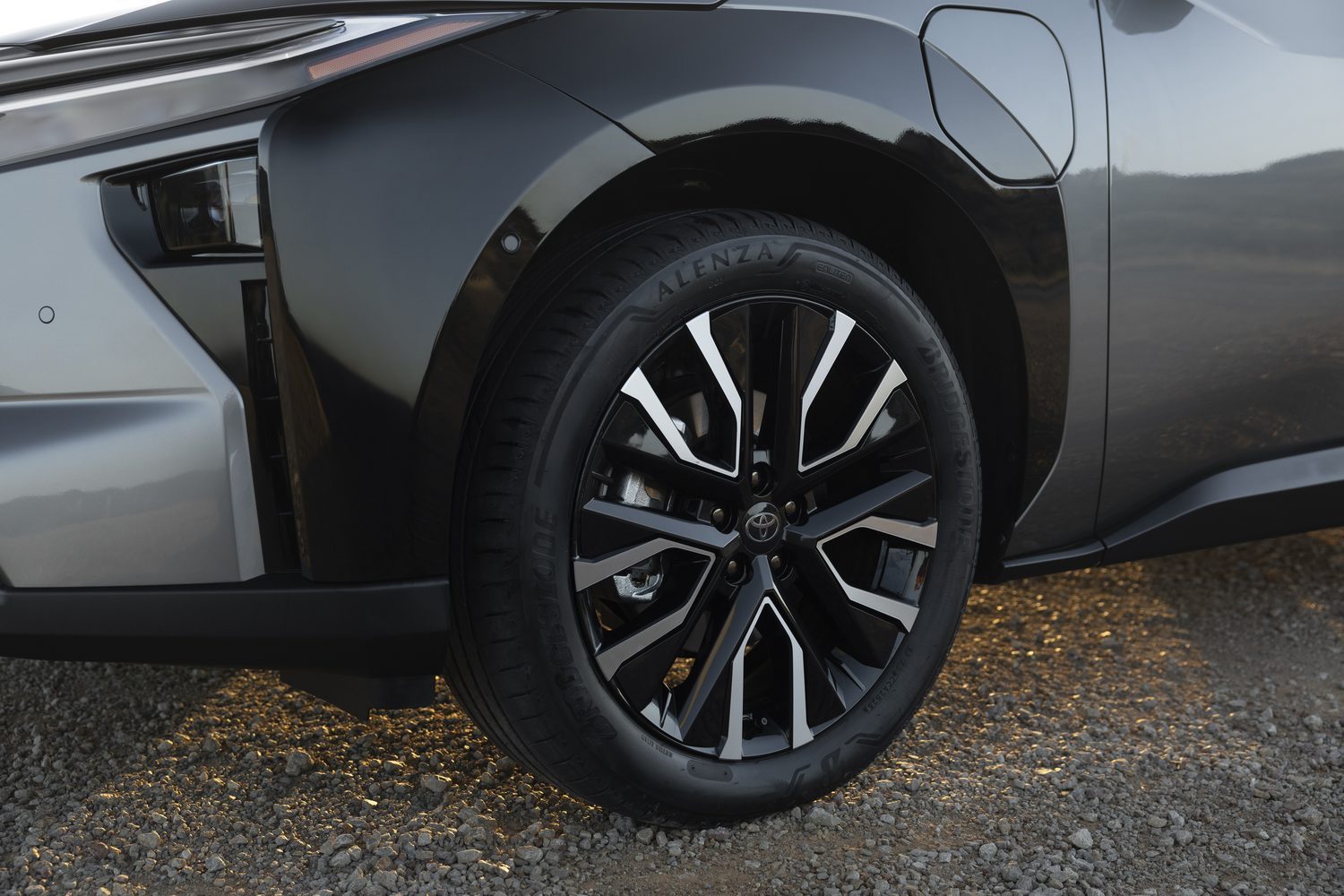 Toyota bZ (2026) Toyota bZ (2026)