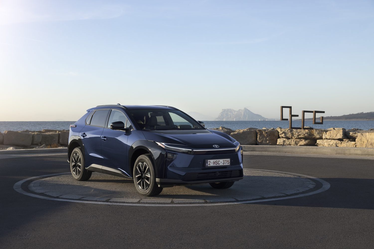 Toyota bZ (2026) Toyota bZ (2026)