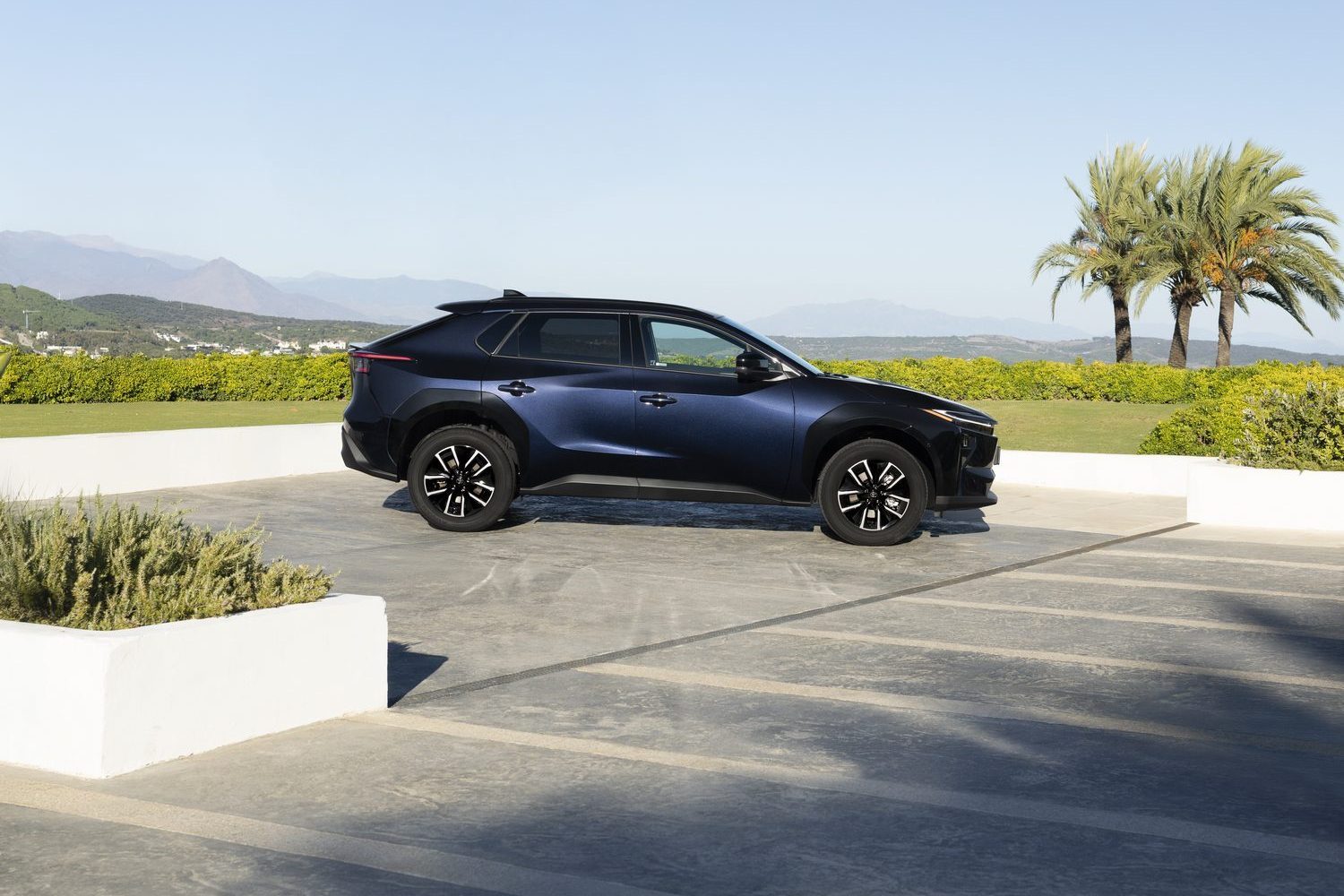 Toyota bZ (2026) Toyota bZ (2026)