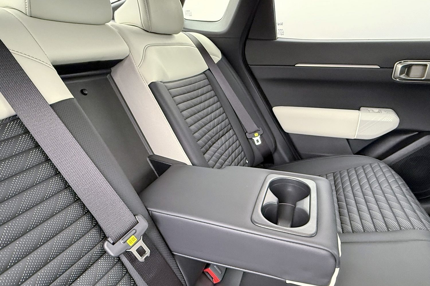 Kia EV4 Fastback (2025) Kia EV4 Fastback (2025)