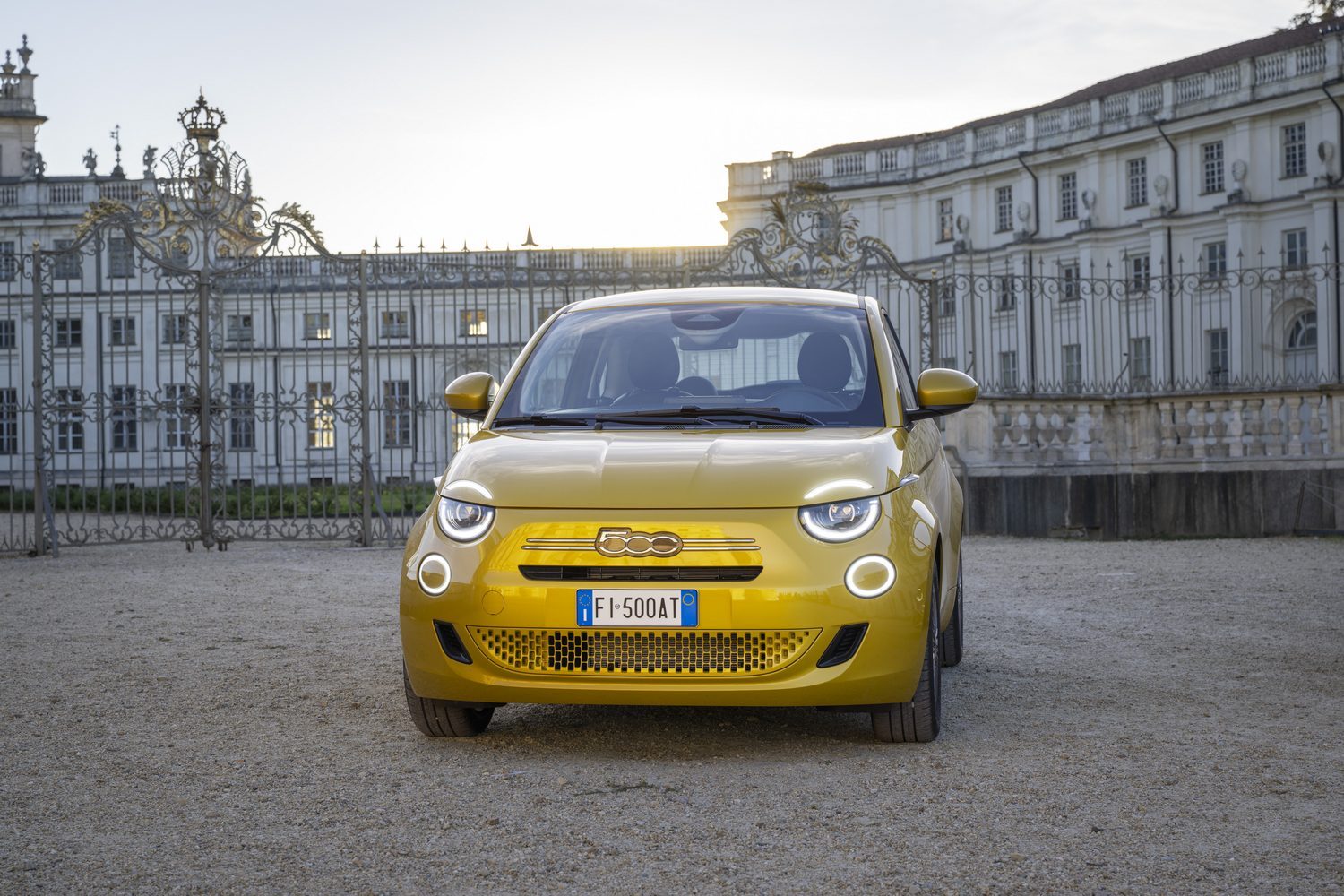 Fiat 500 Hybrid (2026) Fiat 500 Hybrid (2026)