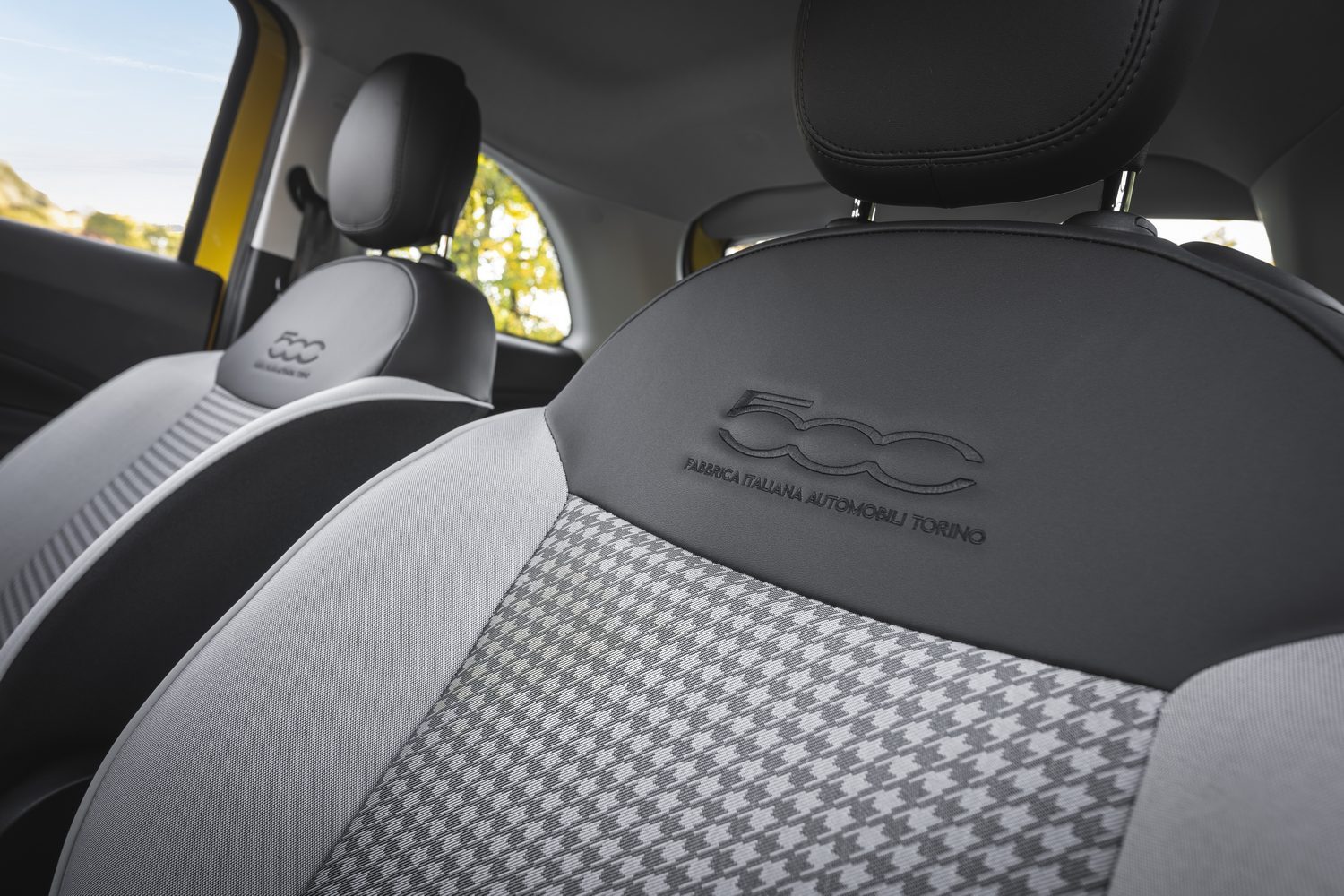 Fiat 500 Hybrid (2026) Fiat 500 Hybrid (2026)