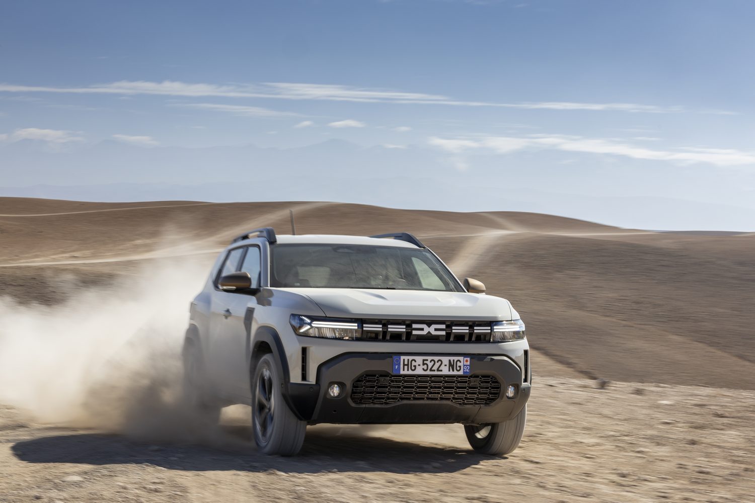 Dacia Duster Hybrid 4x4 2026 Reviews Complete Car Dacia Duster Hybrid 4x4 2026 Reviews Complete Car