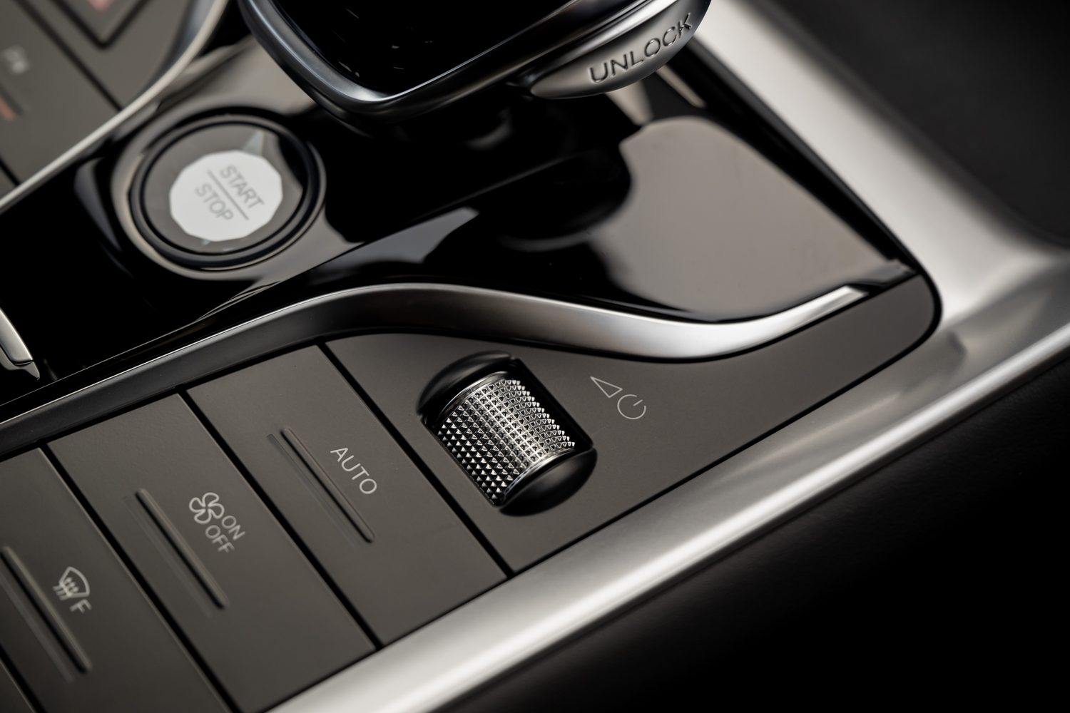 BYD Sealion 5 DM-i (2026) BYD Sealion 5 DM-i (2026)