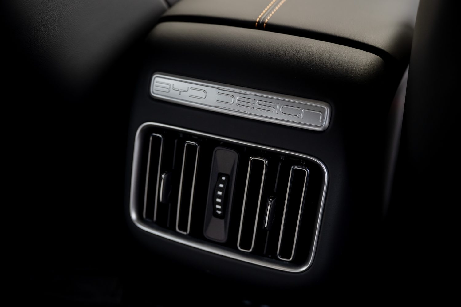 BYD Sealion 5 DM-i (2026) BYD Sealion 5 DM-i (2026)