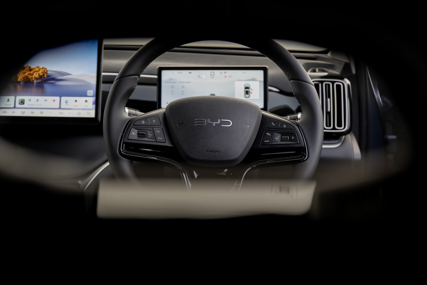 BYD Sealion 5 DM-i (2026) BYD Sealion 5 DM-i (2026)