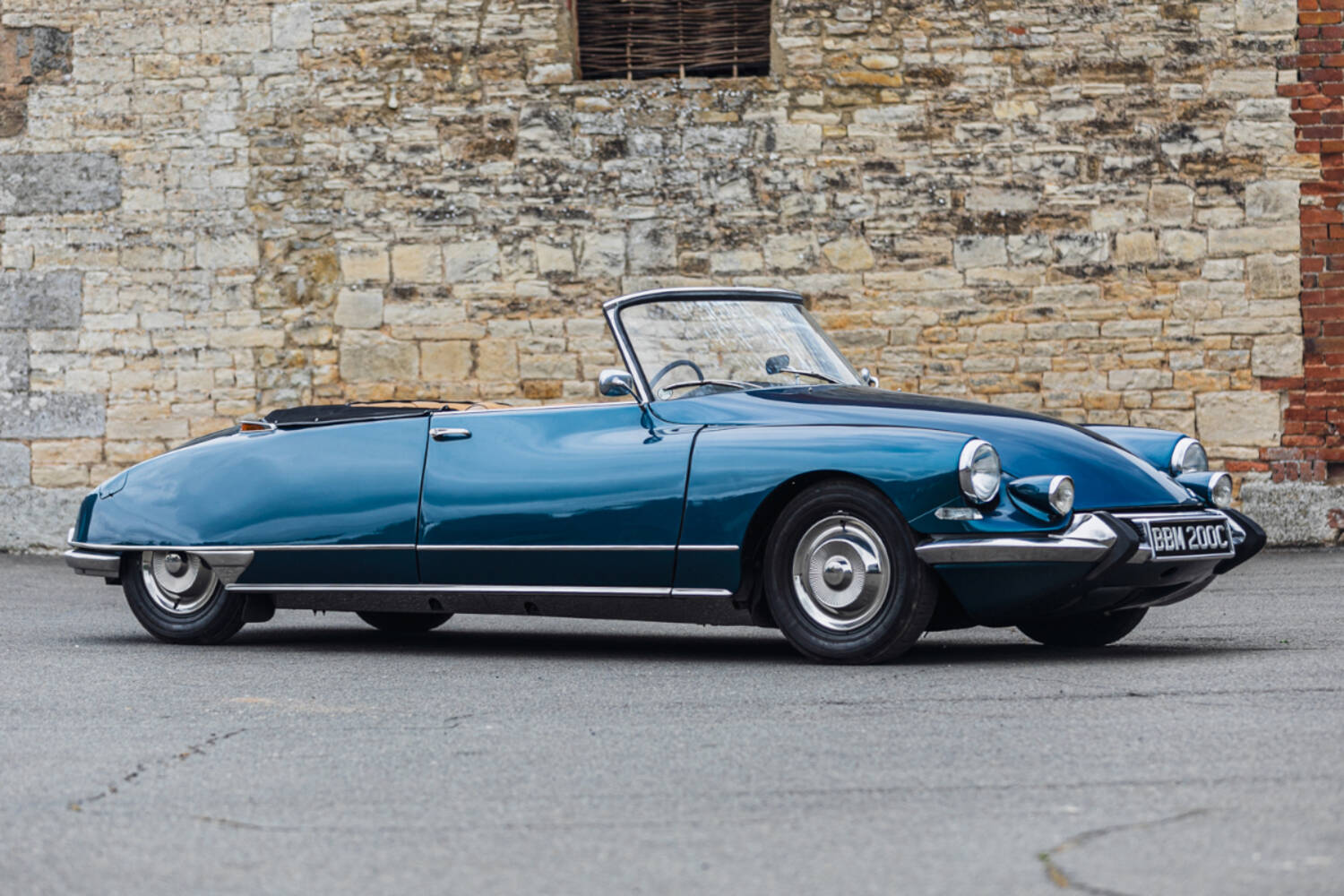 A DS fit for a President A DS fit for a President