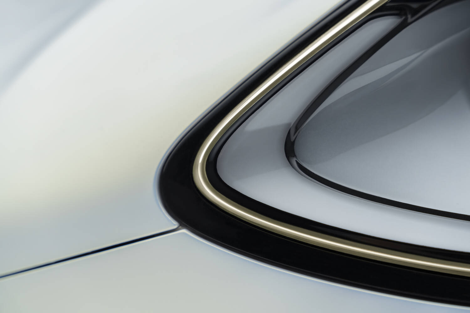 Two-seat Smart #2 teased