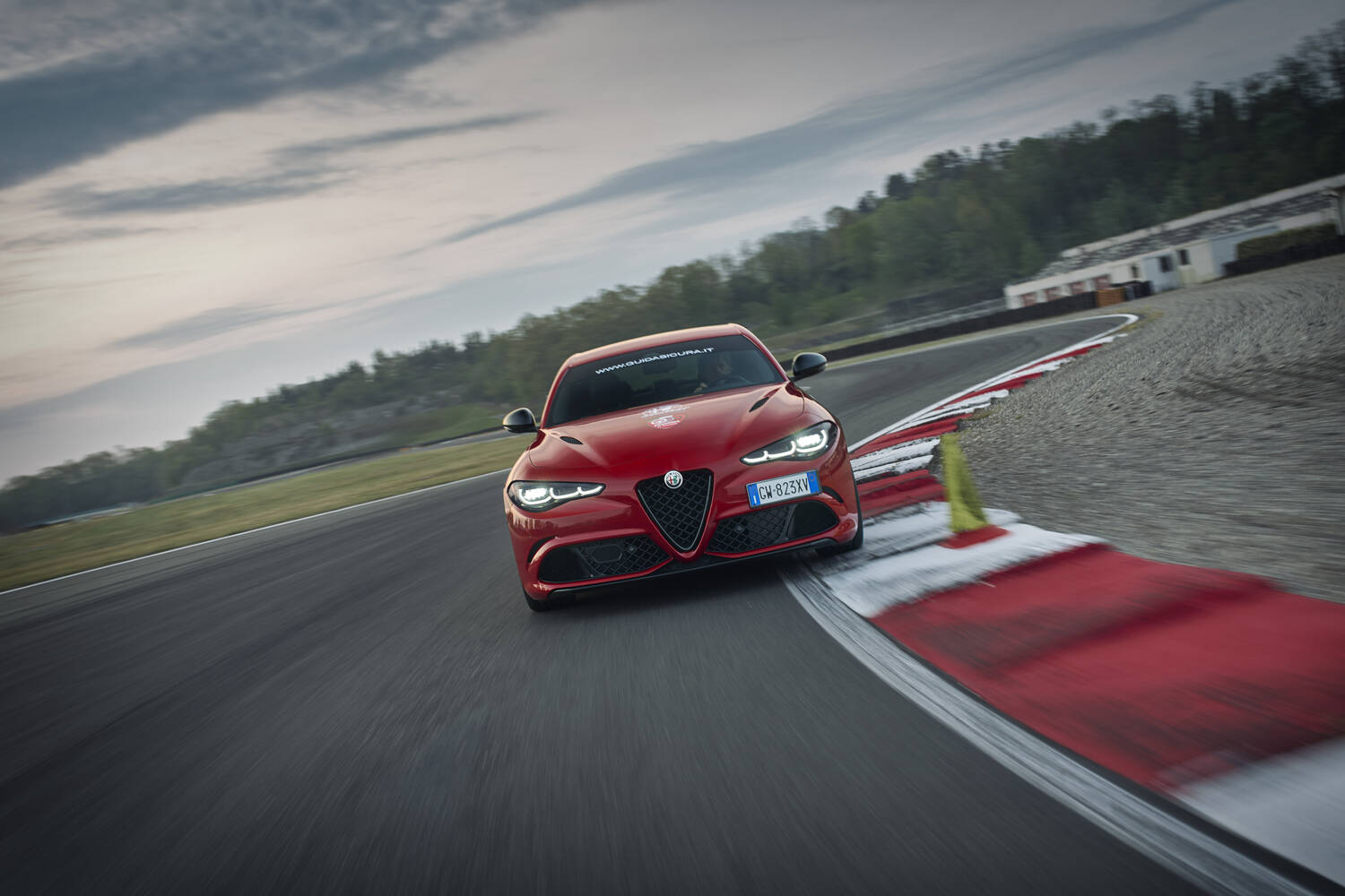 Learning to drive like an Italian Learning to drive like an Italian