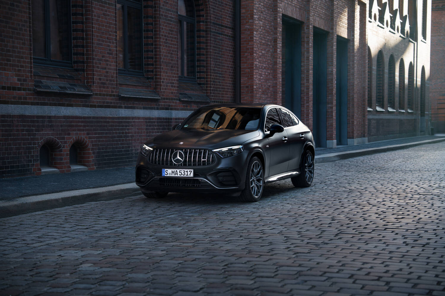 Mercedes-AMG GLC 53 4Matic+ Mercedes-AMG GLC 53 4Matic+