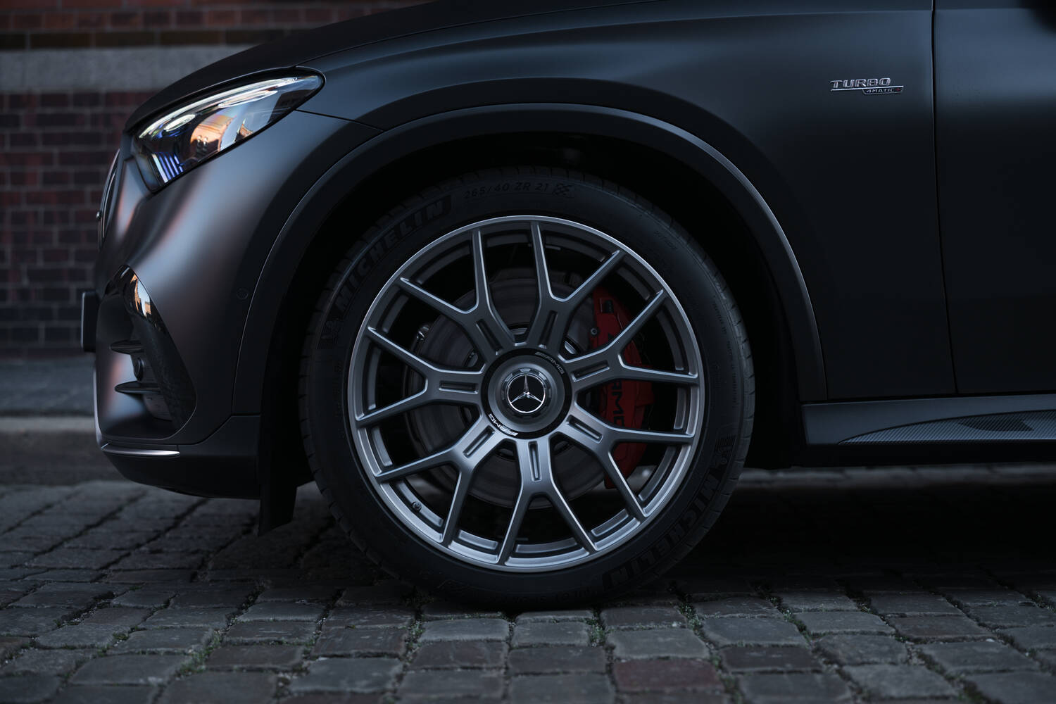 Mercedes-AMG GLC 53 4Matic+ Mercedes-AMG GLC 53 4Matic+