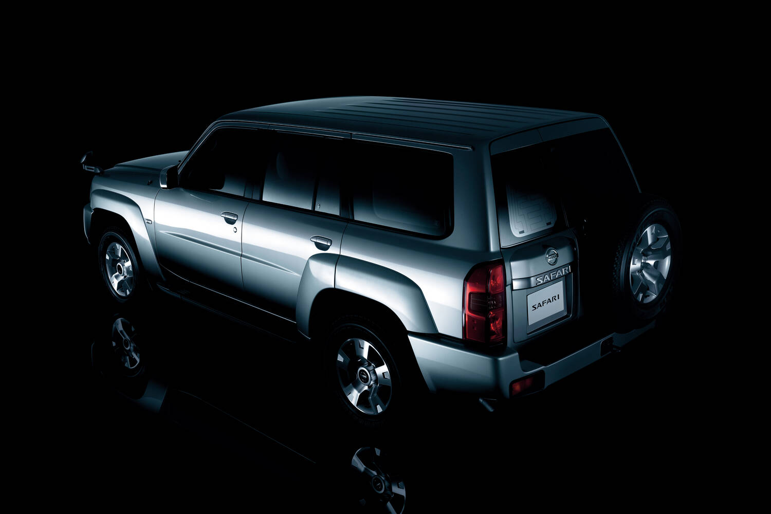 Classic Nissan Patrol 4x4s, reborn in Offaly Classic Nissan Patrol 4x4s, reborn in Offaly