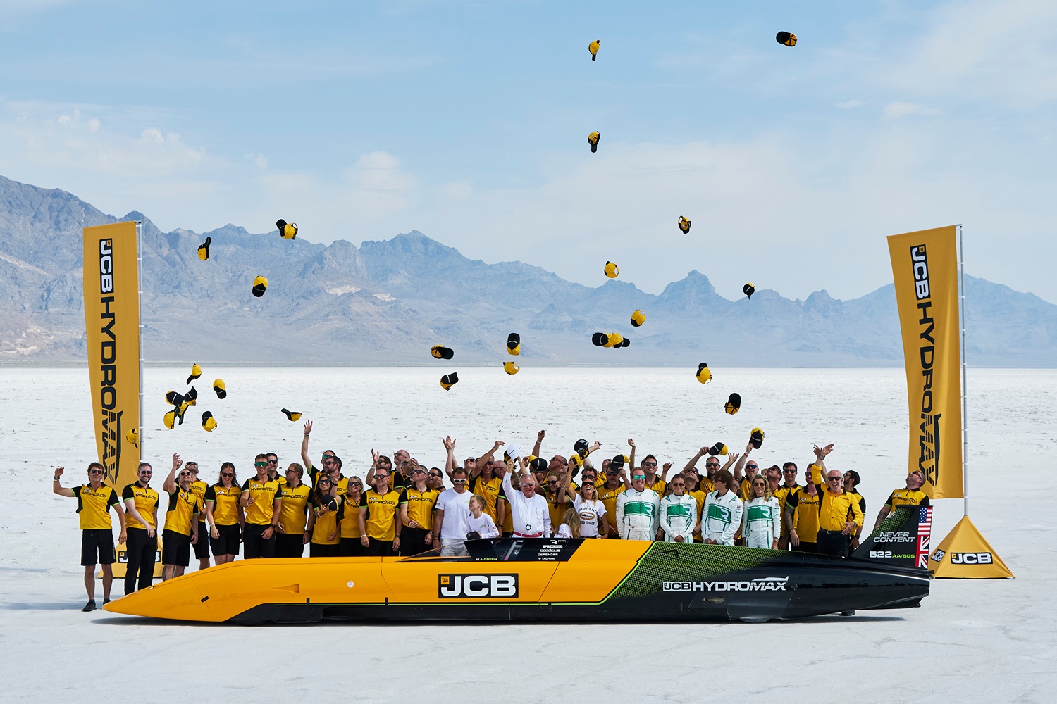 JCB Hydromax hydrogen-powered streamliner setting land speed record on Bonneville Salt Flats, Utah, United States.