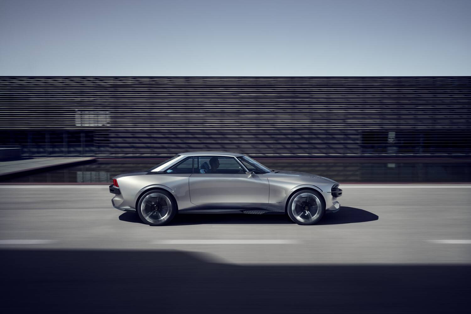 Peugeot E-Legend concept