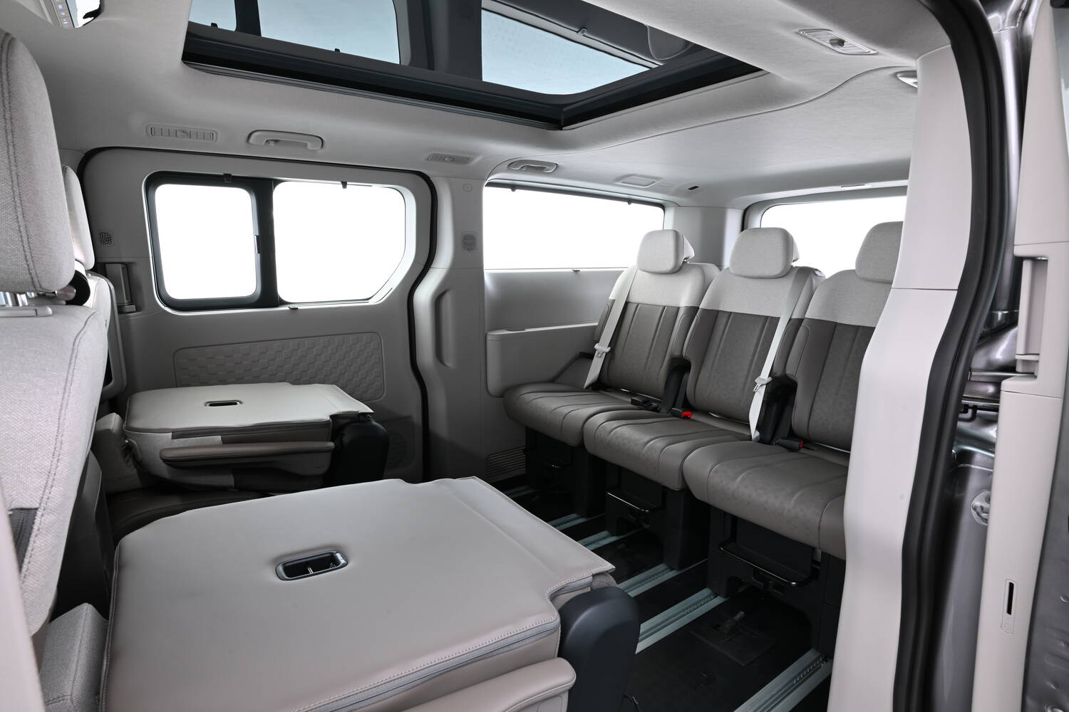 Kia PV7