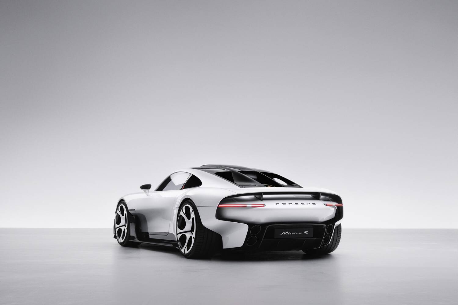 Porsche Mission S