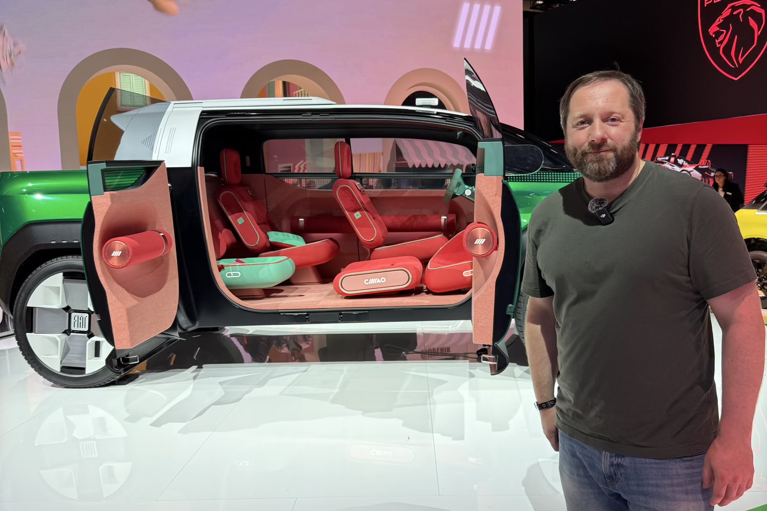 Dave with the Fiat Multiplay concept