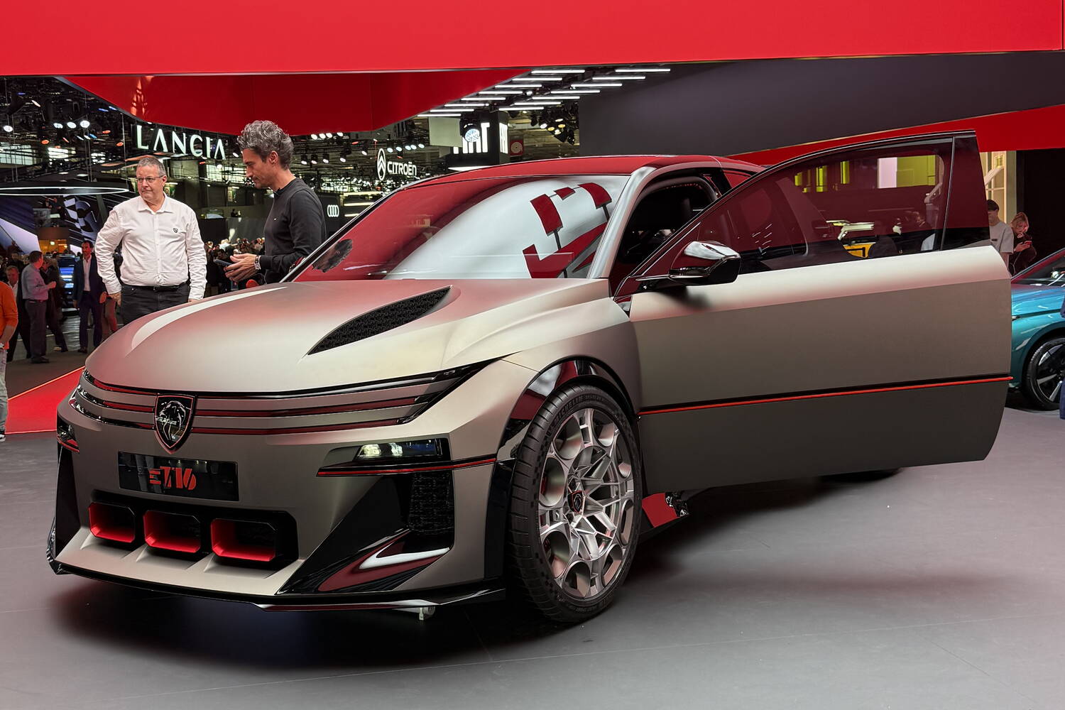 Peugeot E-T16 concept