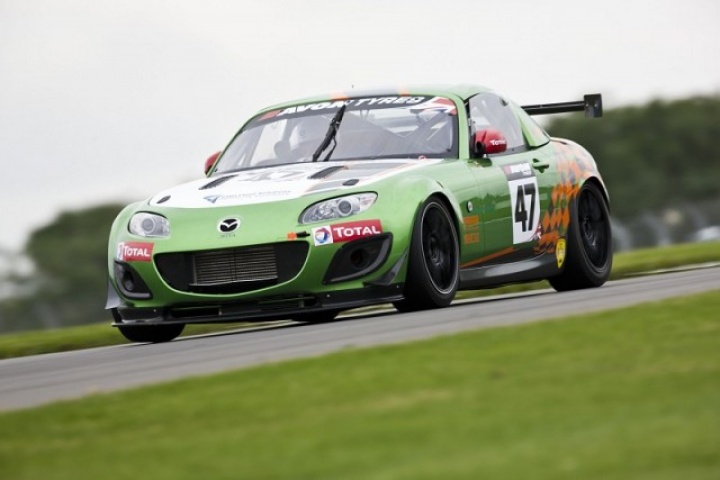 Mazda MX-5 GT4 race car Mazda MX-5 GT4 race car