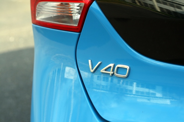 Volvo V40 R-Design