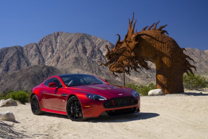 Aston Martin V12 Vantage S
