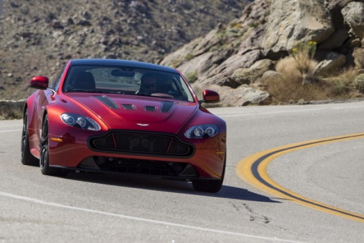 Aston Martin V12 Vantage S