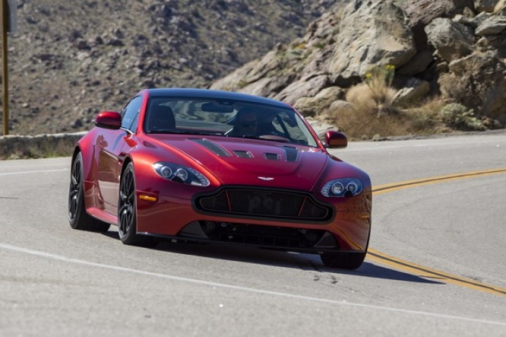 Aston Martin V12 Vantage S
