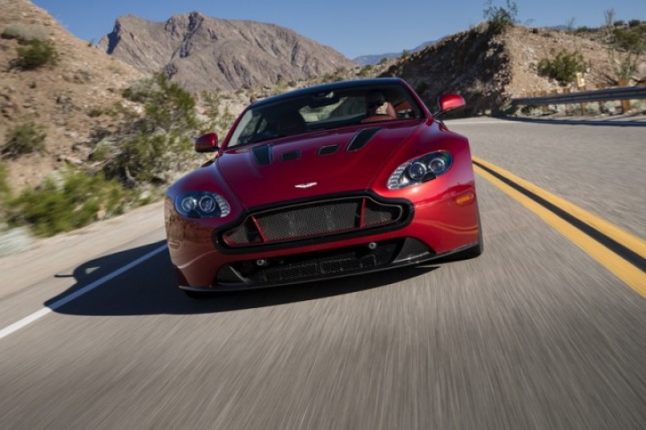 Aston Martin V12 Vantage S