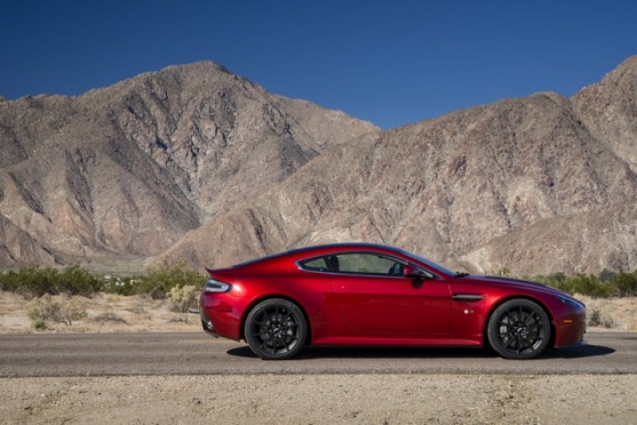 Aston Martin V12 Vantage S