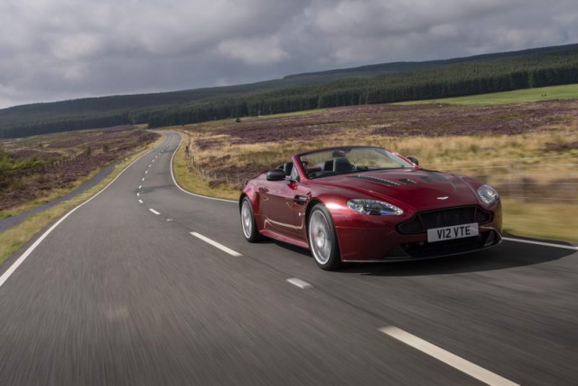 Aston Martin V12 Vantage S Roadster