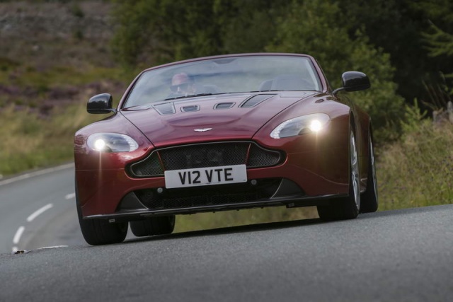 Aston Martin V12 Vantage S Roadster