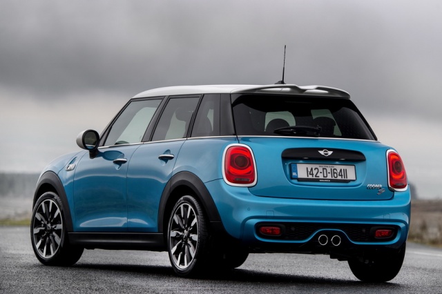 MINI 5 door Cooper D
